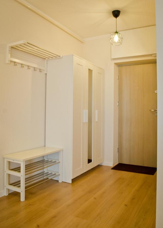 Amber Studio Oradea Apartment Bagian luar foto
